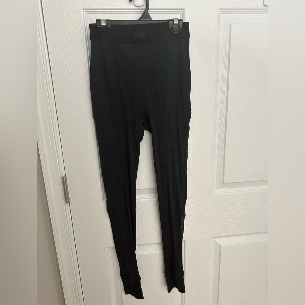 Black Cotton ribbed Skims leggings size small